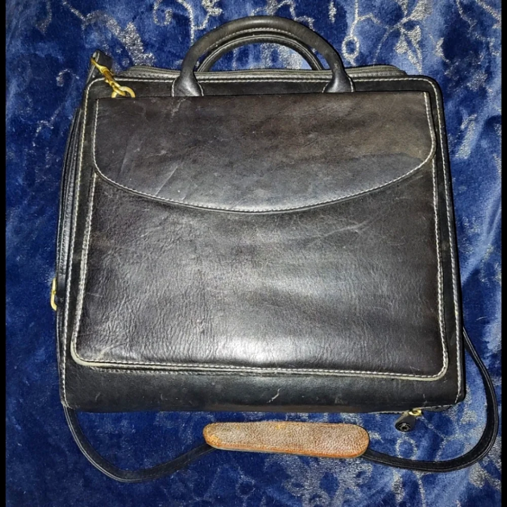 Franklin Covey Leather Crossbody Briefcase